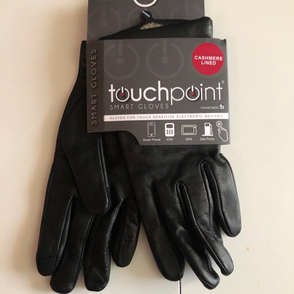 Touchpoint Smart Gloves